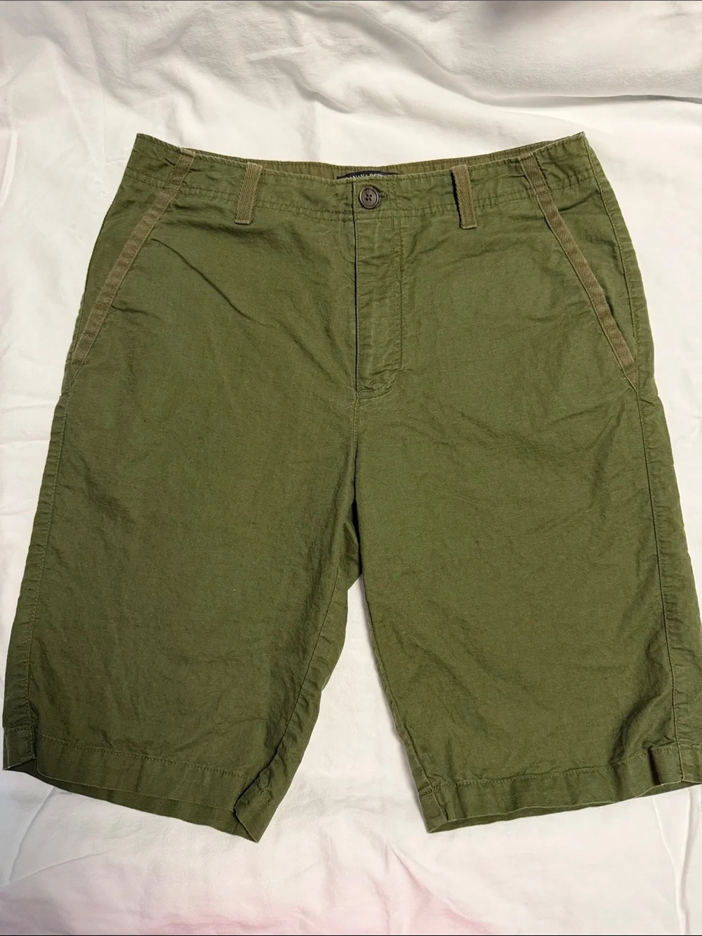 Banana Republic Olive Green Flat Front Men's Shorts